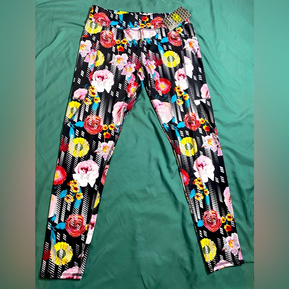 Athletic Girls XXL workout leggings. Floral geometric pattern. Deep side pockets